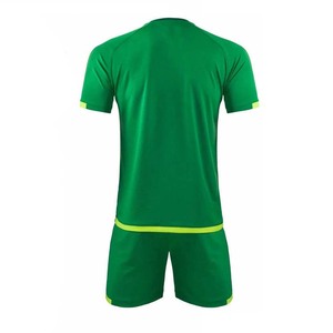 Maillots de football personnalisables imprimés France, 100% polyester léger, respirant dans les quatre sens, confortables pour adultes - Product Image 3