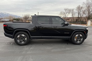 Rivian R1T Adventure Edition ปี 2022 มือสอง สภาพดี - Product Image 6