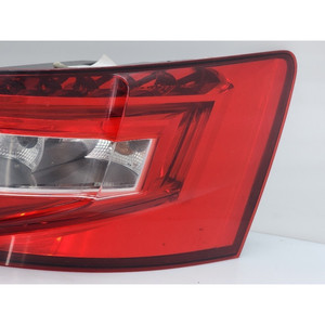FEU ARRIÈRE DROIT DX SKODA Superb Combi (3V5) 3V9945208 DCZA (15>) - Product Image 3