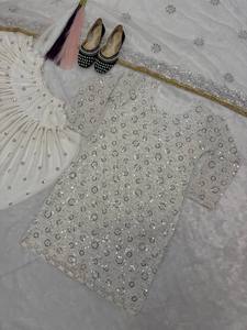 Conjunto Tradicional Indio para Mujer, Color Blanco, Diseño de Moda, Kurta/Kurti de Georgette para Ramzan, Pantalón Estilo Dhoti, Venta al Por Mayor - Product Image 2