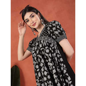 Vestido de Verano para Mujer, Cuello en V, Estampado Étnico Negro, Algodón Transpirable, Estilo Imperio - Product Image 2