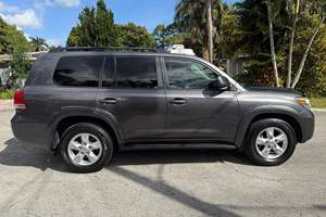 TOYOTA LAND CRUISER USADO 2011 CON VOLANTE A LA IZQUIERDA/DERECHA - Product Image 4