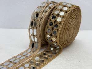 ขอบผ้าซารีลายปักลูกไม้สไตล์วินเทจ ผลิตด้วยเครื่องจักร เป็นมิตรกับสิ่งแวดล้อม งานปักดิ้นซิปแบบชาติพันธุ์ ขายส่ง ลายเรขาคณิต สำหรับชุดเจ้าสาว - Product Image 4