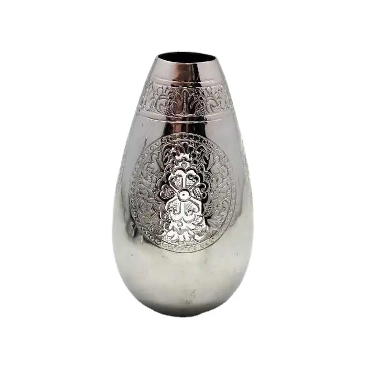 Gravé à la main Travail Argent Fleur Vase Moderne Conçu pour Fleurs Vase Décoratif Maison Mariage Décoration À La Main Fournisseur 2023