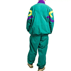 Ensemble coupe-vent unisexe décontracté le plus vendu, faible MOQ, tenue d'extérieur, survêtement à capuche coupe ajustée pour l'hiver, costume tendance - Product Image 3