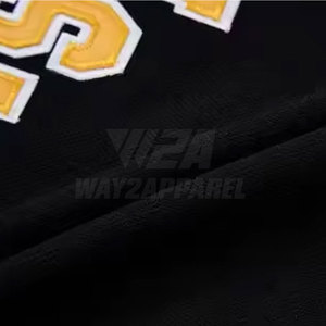 Jersey de Hockey sobre Hielo Personalizado de la Mejor Calidad con Diseños de Logotipos por Sublimación - Product Image 5