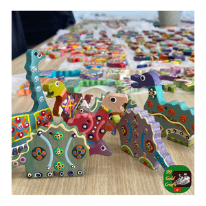 Peint à la main 3D poisson en bois mur Art Unique, Figurine de poisson en bois, sculpté à la main peint poisson en bois Folk Art Coastal Shelf Decor - Product Image 6