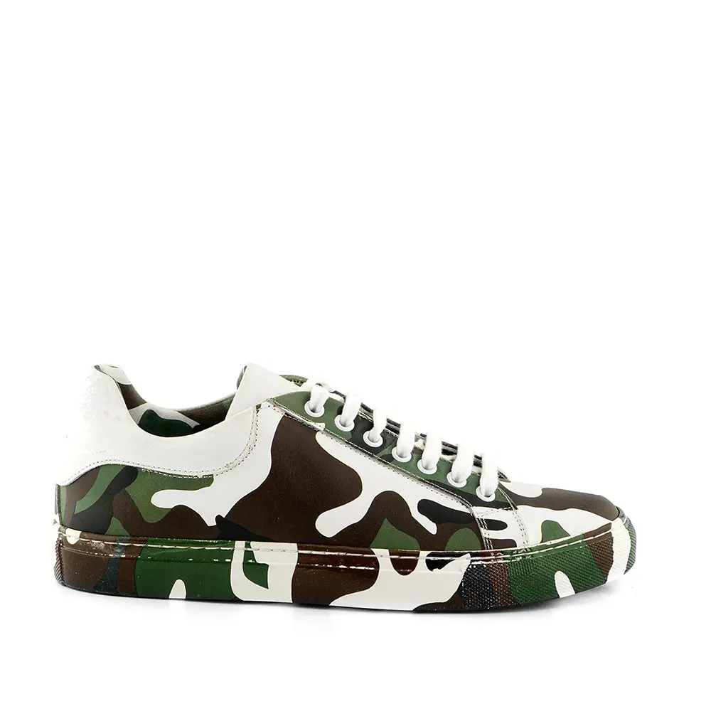 Hoge Kwaliteit Unisex Handgemaakte Sneakers Wit Leer, Met Camouflagepatroon Digitale Print Trendy Gemaakt In Italië Schoenen