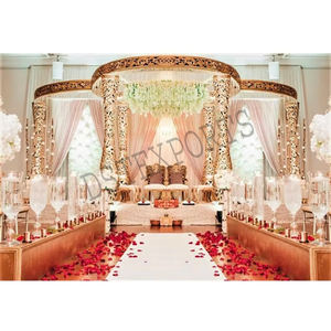Elegante Mandap Dorado para Bodas, Mandap Dorado Brillante con Tallados, Mandap Dorado de Diseño para Bodas, Mandap Dorado para Bodas en EE. UU. - Product Image 1