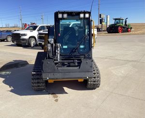 Nouvelle Chargeuse Compacte sur Chenilles JCB 215T 2026 avec Pack AGRI, Ventilateur de Recul, Conduite Fluide, Flèche à Haut Débit, Hydraulique Parker Haute Efficacité - Product Image 3