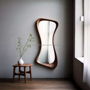 Espejo de Pared Ligero y Ecológico de Madera Natural Hecho a Mano, Diseño Abstracto Único, Estilo Art Deco para la Entrada - Product Image 1