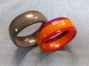 สร้อยข้อมือเรซินพิมพ์ลาย3D อ่อนแบบเรียบง่ายกำไลข้อมืออ้วนสีเหลืองเทาเครื่องประดับแบบทำมือสำหรับผู้หญิงอุปกรณ์ของขวัญวันเกิด - Product Image 5