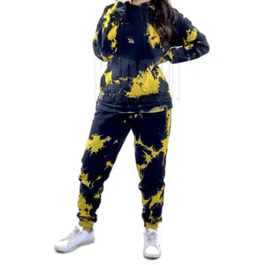 Survêtement à sublimation pour femmes avec impression personnalisée en coton et polyester Ensemble de vêtements de sport pour la gym Survêtement pour femmes - Product Image 1