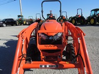 Vente à prix réduit de mini-tracteur Kubota L3302HST 4WD avec moteur diesel, chargeuse-pelleteuse, machine agricole