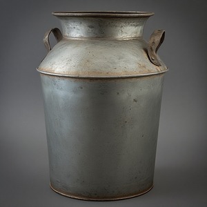 Lata de leche galvanizada de inspiración vintage con mango rústico, perfecta para la decoración al aire libre del jardín de la cocina de la granja y el estilo del café - Product Image 3