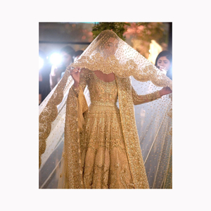 Designer Lehenga Choli avec All-Over Sequence Work pour les femmes pour les mariages et les occasions spéciales-Acheter en ligne - Product Image 6