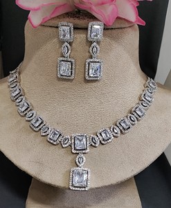 Moda de moda Mehandi CZ Mossinaite Kundan Collar SKU AN 181 BG/ - Product Image 1