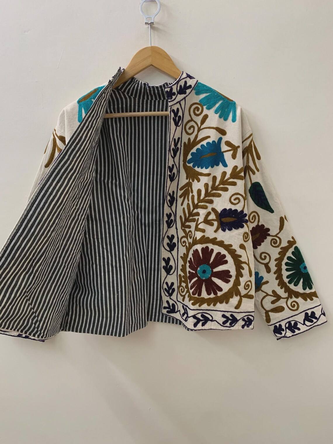 เช่นเดียวกับภาพ