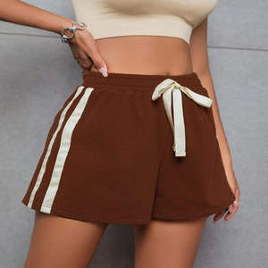 Shorts en coton personnalisés pour femmes Shorts de gymnastique, fitness, entraînement sportif et pantalons de course shorts pour femmes - Product Image 5