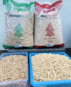 Venta al por Mayor de Fábrica, Precio Económico, Pellets de Madera de Pino y Haya EN Plus-A1 de 6mm/8mm en Bolsas de 15kg - Product Image 6