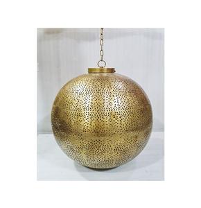 Farol Colgante de Metal Hecho a Mano, Color Dorado, Calidad Exclusiva, Tamaño Personalizado, Decoración para Fiestas - Product Image 1