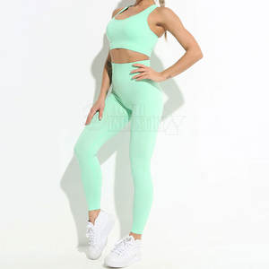 Conjunto de Yoga para Mujer, Diseño Moderno y Más Vendido, Ropa Deportiva, Cómodo y Ligero - Product Image 6