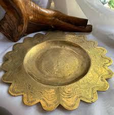 Assiettes de présentation en laiton fini antique pour décor de table à manger assiette de présentation en métal en laiton vaisselle assiette de service alimentaire en gros - Product Image 6