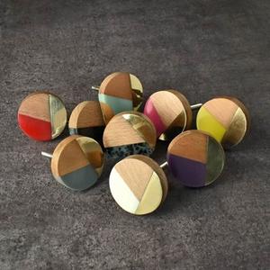 Compra puertas redondas de madera y resina hechas a mano, las perillas de mármol más vendidas con tamaño de forma de color personalizado de GM IMPEX - Product Image 1