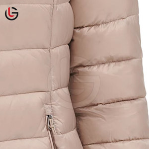 Services OEM, veste matelassée à capuche avec fermeture éclair pour femme, logo personnalisé de haute qualité, nouveau design pour l'hiver - Product Image 5