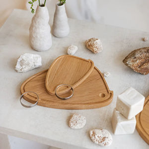 Planche à découper en chêne en forme d'oiseau, planche à découper de cuisine naturelle solide, planche de préparation décorative pour la maison, le restaurant et les cadeaux - Product Image 1