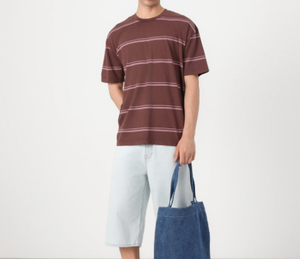 Logo personnalisé T-Shirt hommes léger qualité supérieure en vrac quantité hommes T-Shirt dernière conception à bas prix hommes T-Shirt à vendre - Product Image 6