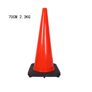 Venta al por mayor 700mm y 900mm PVC Cono de tráfico Producto de advertencia de seguridad vial Material de goma y plástico - Product Image 2