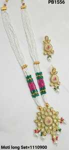 ชุดสร้อยคอยาวประดับมุกโมติไข่มุกและ kundan สีทองมุกมุกพร้อมต่างหูเข้าคู่กัน - Product Image 2