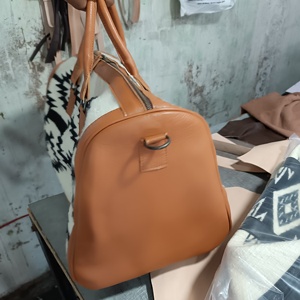 Bolsa de Viaje Tipo Saco de Silla de Montar, Estilo Occidental, para Mujer, de Cuero Genuino, Color Personalizado, Estilo Bohemio, Venta al por Mayor - Product Image 2