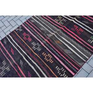 Tapis turc vintage, tapis de sol de 4,3 x 8,2 pieds, tapis persan Kilim noir - Product Image 5