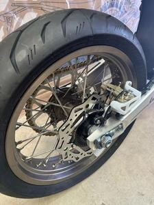 ใหม่เอี่ยมสำหรับรถมอเตอร์ไซค์ Storm Bee Touring ระยะทาง 1 ไมล์ แรงดันไฟฟ้า 110-240V ความเร็วสูงสุด >80 กม./ชม. - Product Image 4