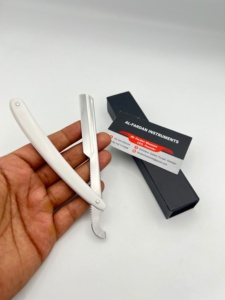 Rasoir à raser personnalisé avec logo, manche en plastique léger, couleur blanche, rasoirs turcs à lame traversante pour le soin du visage des hommes - Product Image 1