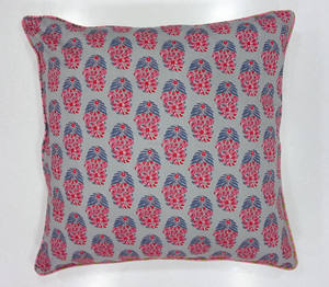 Housse de coussin carrée Smode Buti imprimée 100 % coton, imprimée recto-verso, écologique, portable et personnalisable pour la maison - Product Image 4