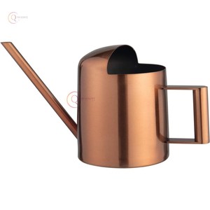 Arrosoir vert foncé à long cou Plantes d'intérieur et d'extérieur Outil de jardin durable et élégant Pichet en métal fait à la main avec poignée à long bec - Product Image 1