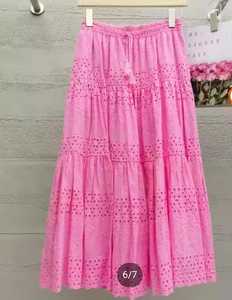 กระโปรงผ้าเรยอนสีชมพูทรงเอพร้อมพู่ตกแต่งแบบซักได้พิมพ์ลายเป็นชั้นแบบลำลองของผู้หญิง - Product Image 1