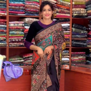 Wunderschöner, sofort tragbarer Sari mit Pailletten-Spitzenborte für erwachsene Frauen, Partykleidung und Festtagskleidung, hergestellt in Indien. - Product Image 1