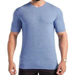 Camiseta de Manga Corta para Hombre, Corte Regular, Cuello Redondo, 100% Algodón, Transpirable, Ecológica, Diseño Liso, Venta al Por Mayor - Product Image 1