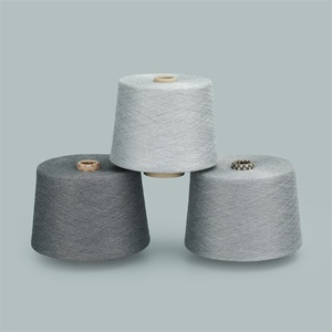 Màu xám 100 <span class=keywords><strong>polyester</strong></span> sợi tinh khiết <span class=keywords><strong>Polyester</strong></span> vòng quay sợi <span class=keywords><strong>NE</strong></span> 16 <span class=keywords><strong>20</strong></span> 30 40 50 60 <span class=keywords><strong>Spun</strong></span> sợi cho vải dệt kim dệt - Product Image 3