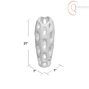 Handcrafted Metal Tabletop <b>Decorative</b> <b>Vase</b> with Refined Finish, Ideal for Gifting and Luxury Décor - Product Image 4