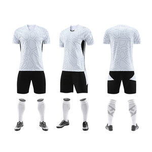 Conjunto de Camiseta de Fútbol Personalizada con Logotipo, Impresión Digital Antibacteriana, Secado Rápido, Equipación de Club, Estilo Retro, 240g, Corte Automatizado, OEM, para Hombre - Product Image 6