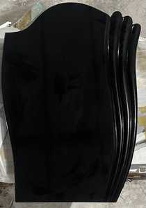 Homenajeando a los recuerdos con la eterna elegancia del granito negro absoluto. - Product Image 2