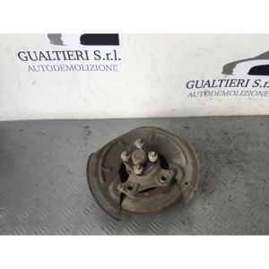 Cubo de rueda trasero izquierdo Renault Clio Serie 7701208058 (04>08) - Product Image 2