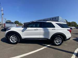 รถฟอร์ด เอ็กซ์พลอเรอร์ แอคทีฟ AWD SUV ปี 2024 มือสอง ยาง R20 พวงมาลัยซ้าย ภายในสีเข้ม เบาะหนัง เกียร์อัตโนมัติ กล้องมองหลัง - Product Image 3