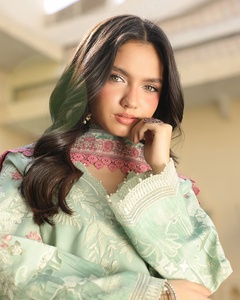 Designer indien et pakistanais Punjabi Dhoti & Bollywood Salwar Kameez robe de mariage et de soirée pour femmes Collection 1081 - Product Image 6