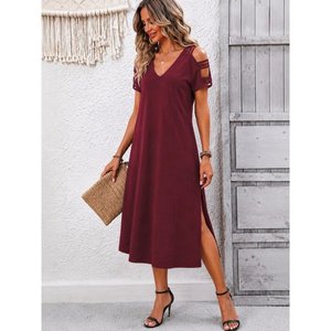 Robe en viscose à manches courtes avec détails latéraux, 37830 - Bordeaux - Product Image 1